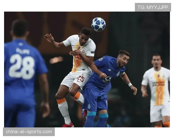 克鲁伊夫强化边路传中如何显著提升阿贾克斯进攻效率