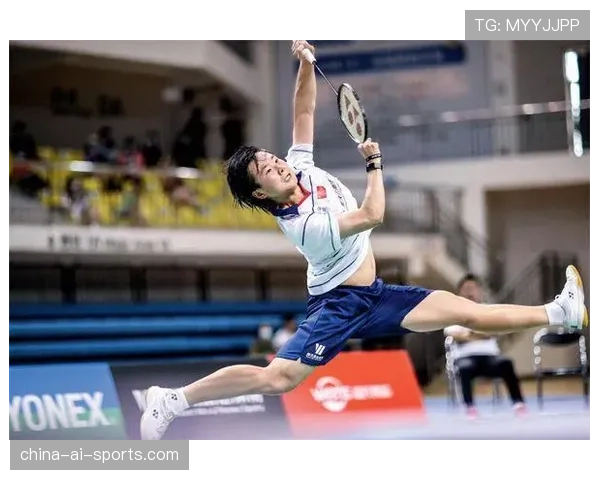 何冰娇出场时连早餐都得一口不沾，这自律反差也太像明星私生活了吧
